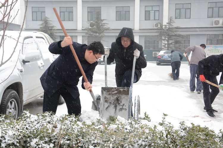 ��ѩ���� ��ůͬ�� ----���|(zh��)��˾�M���_(k��i)չ����ѩ���(d��ng)